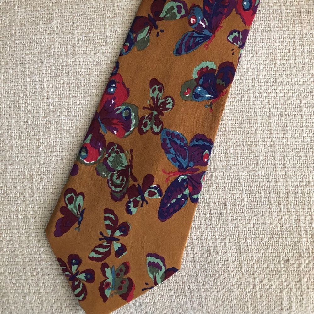 Hugo Boss Boss silk tie. Made in Italy.